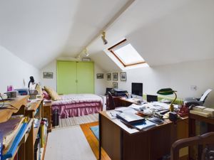 Bedroom / Office- click for photo gallery